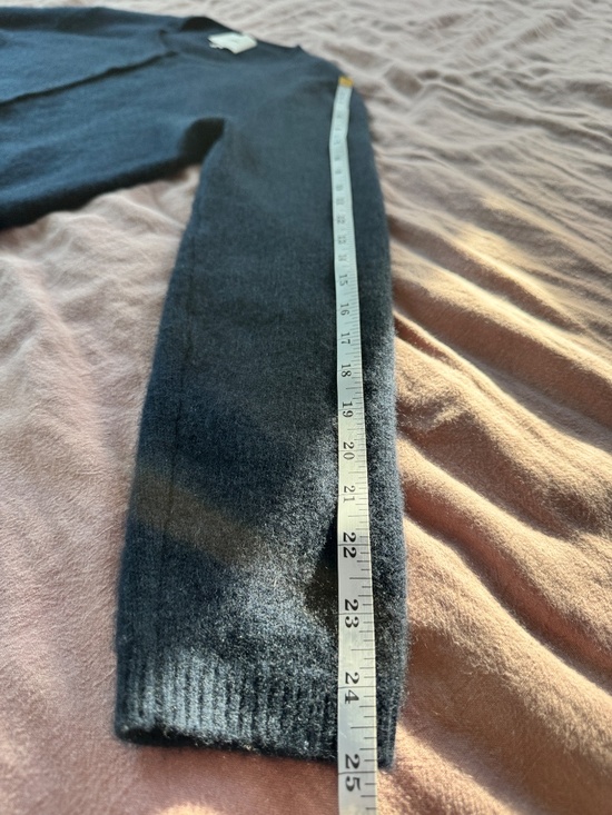 Reformation dark blue Clara cardigan - Picture 10 of 12